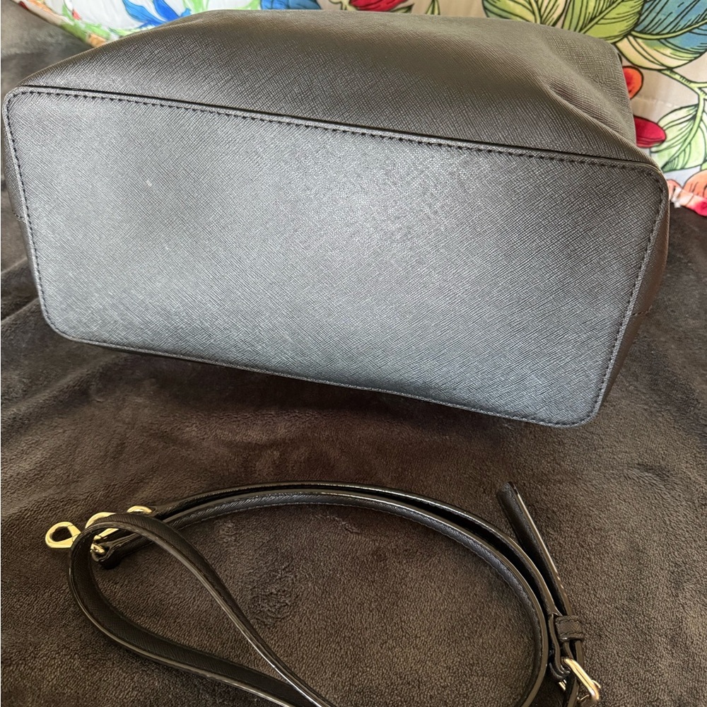 Kate Spade Black Leather Top handle tote /  crossbody - Laurel Way Evangeline - Picture 9 of 9
